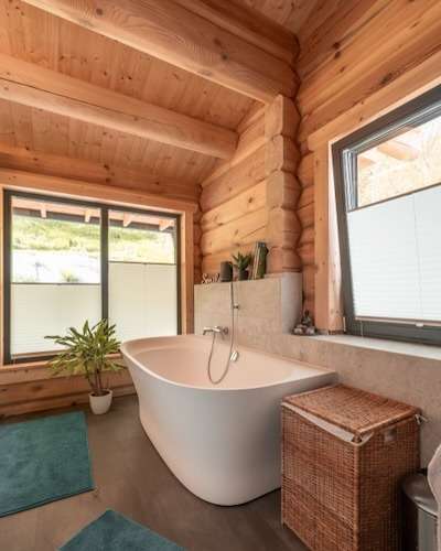 Blockhaus Bad Innen h45 – ManoKin Blockhaus Bad Innen h45