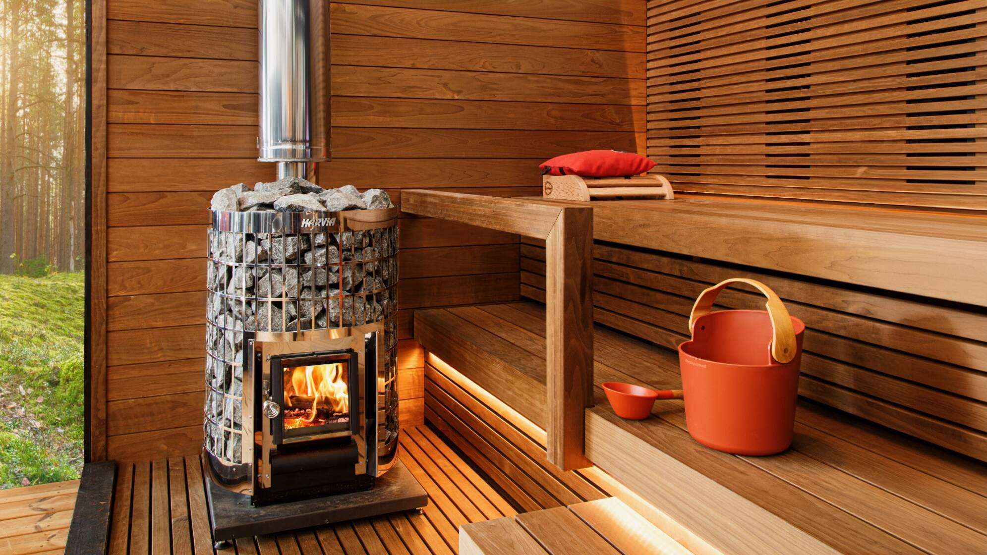 Harvia Cilindro 20 Holzsaunaofen in Holzsauna