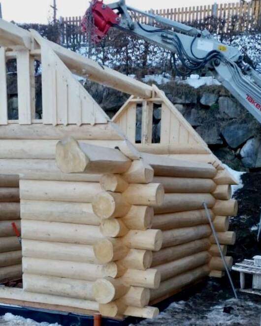 Blockhaus Rundstamm Sauna Aufbau Rohbau