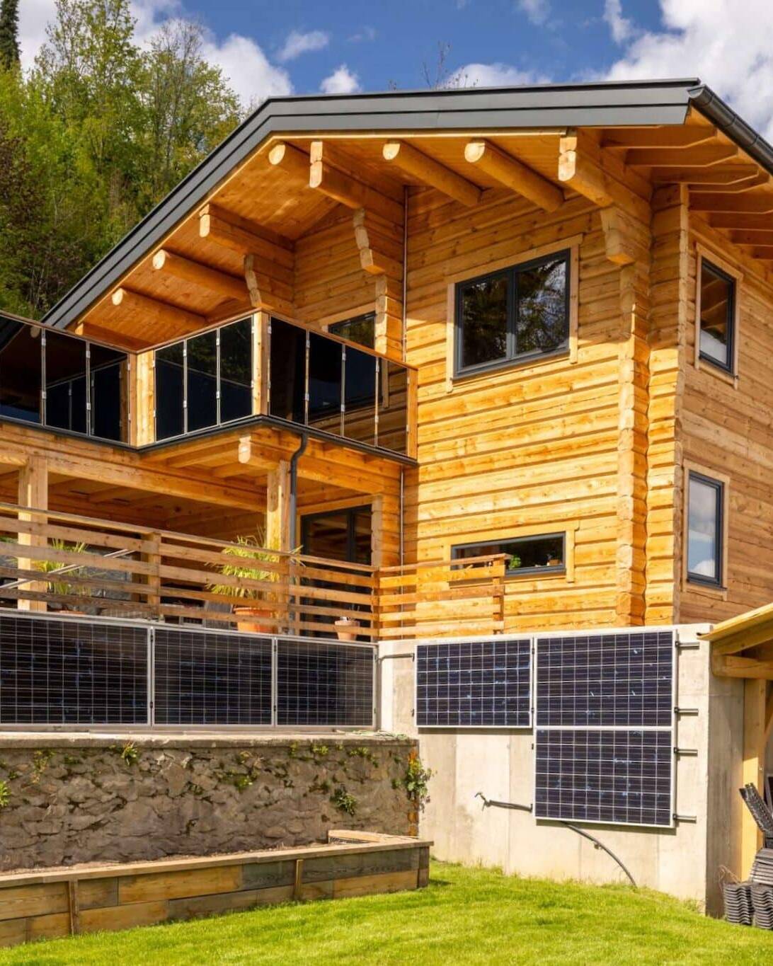 Manokin Rundstammhaus Zweischneider uai – ManoKin Manokin Rundstammhaus Zweischneider
