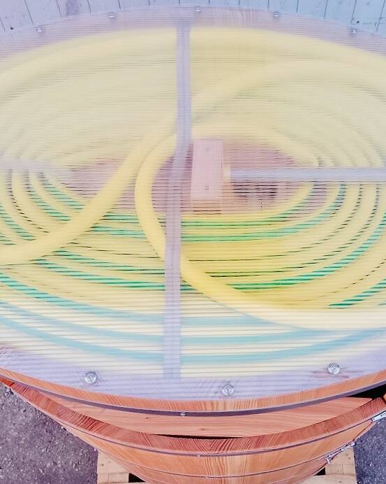 Gartendusche Holz mit Solarheizung