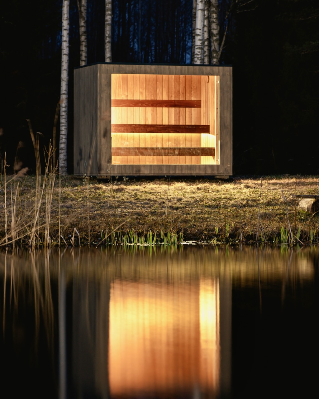 Therma Premium L Sauna mit edlem Thermo Espenholz – ManoKin Therma Premium L Sauna mit edlem Thermo Espenholz