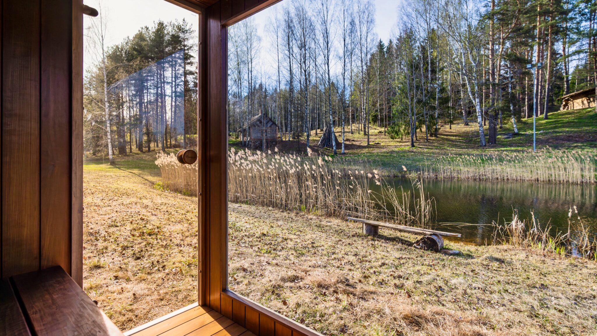 Therma Premium M Sauna Bausatz mit herrlicher Aussicht scaled – ManoKin Therma Premium M Sauna Bausatz mit herrlicher Aussicht